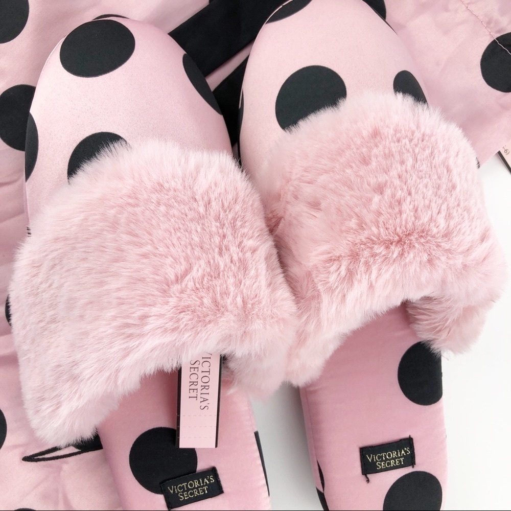 VICTORIA'S SECRET Polka dots Satin Slippers - Picture 3 of 8